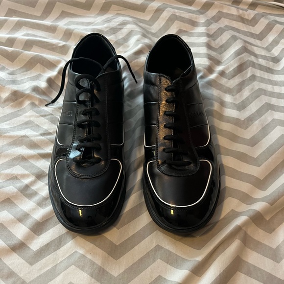 prada shoes - Picture 2 of 5